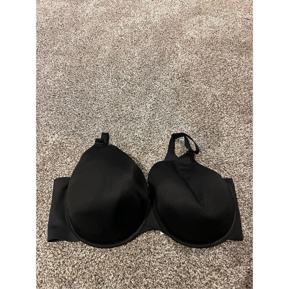 Cacique lightly lined full coverage bra size 44G. C31-8